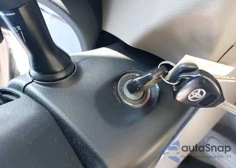 2006 Toyota Rav4 z USA, uszkodzony, nr VIN JTMBD33V365019854